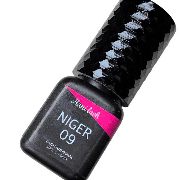 Review fast drying lash glue – Why Lash Artists Recommend It